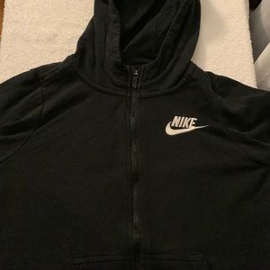 black nike zip up hoodie